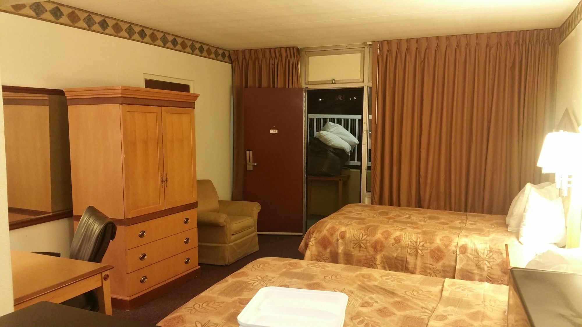 Lotus By Hotel Inn - Hot Springs Bagian luar foto