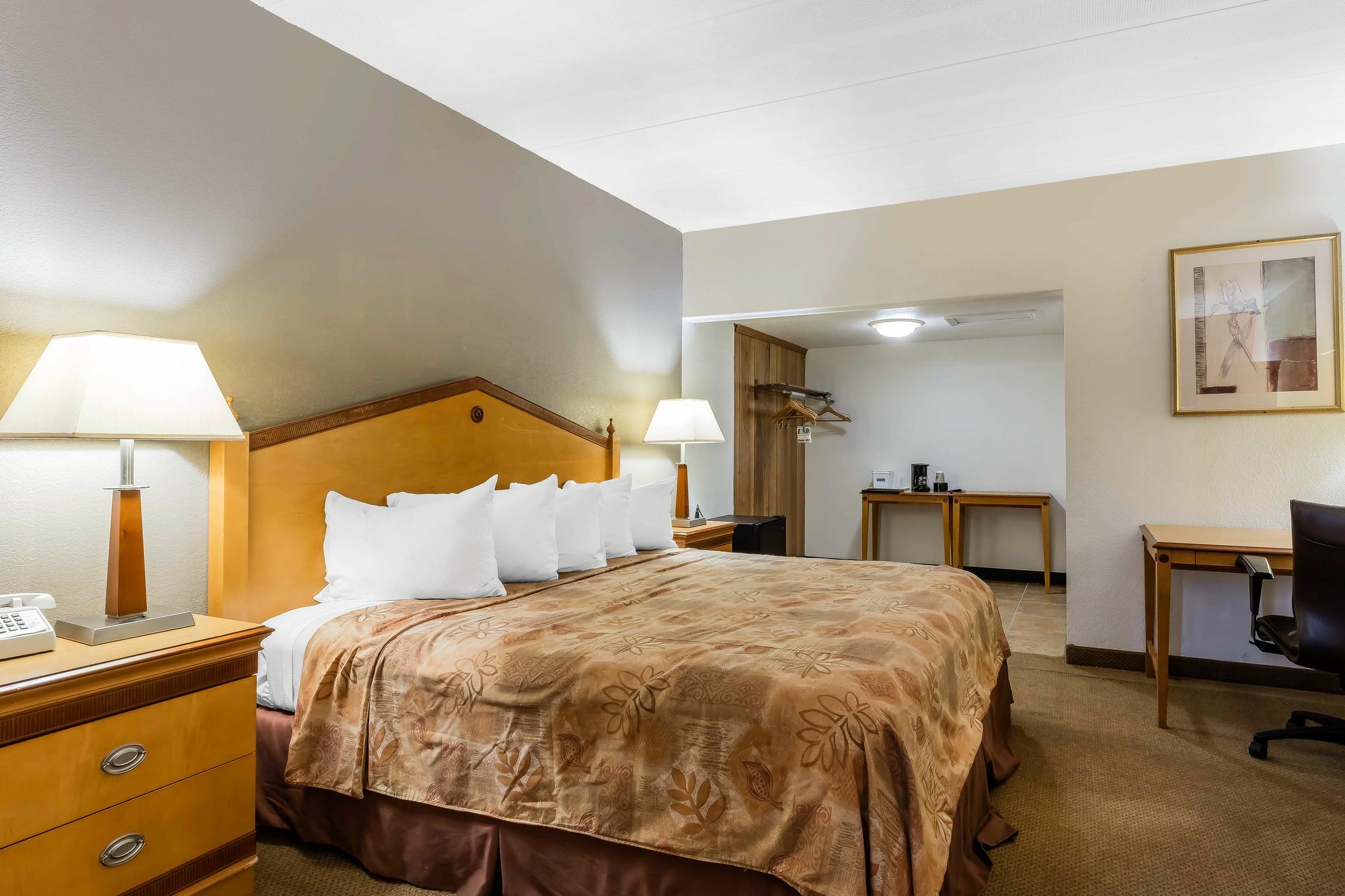 Lotus By Hotel Inn - Hot Springs Bagian luar foto